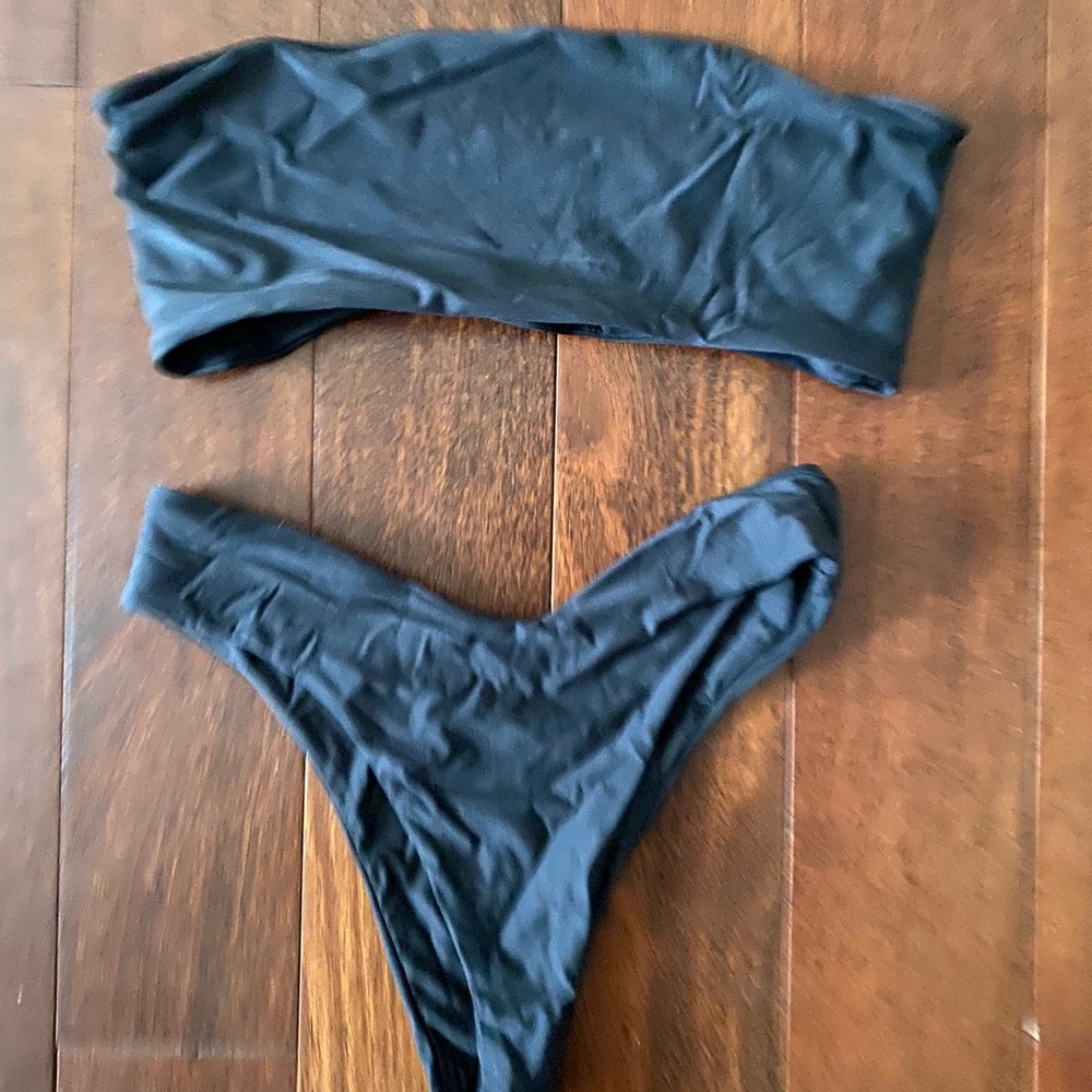 TeaYou bandeau top and cheeky bottoms